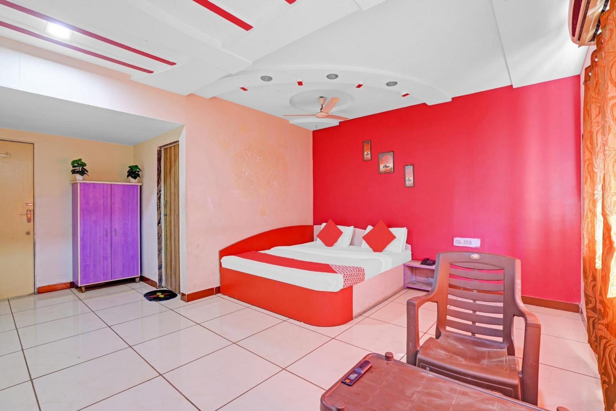 Hotel Velvet Radźkot Zewnętrze zdjęcie